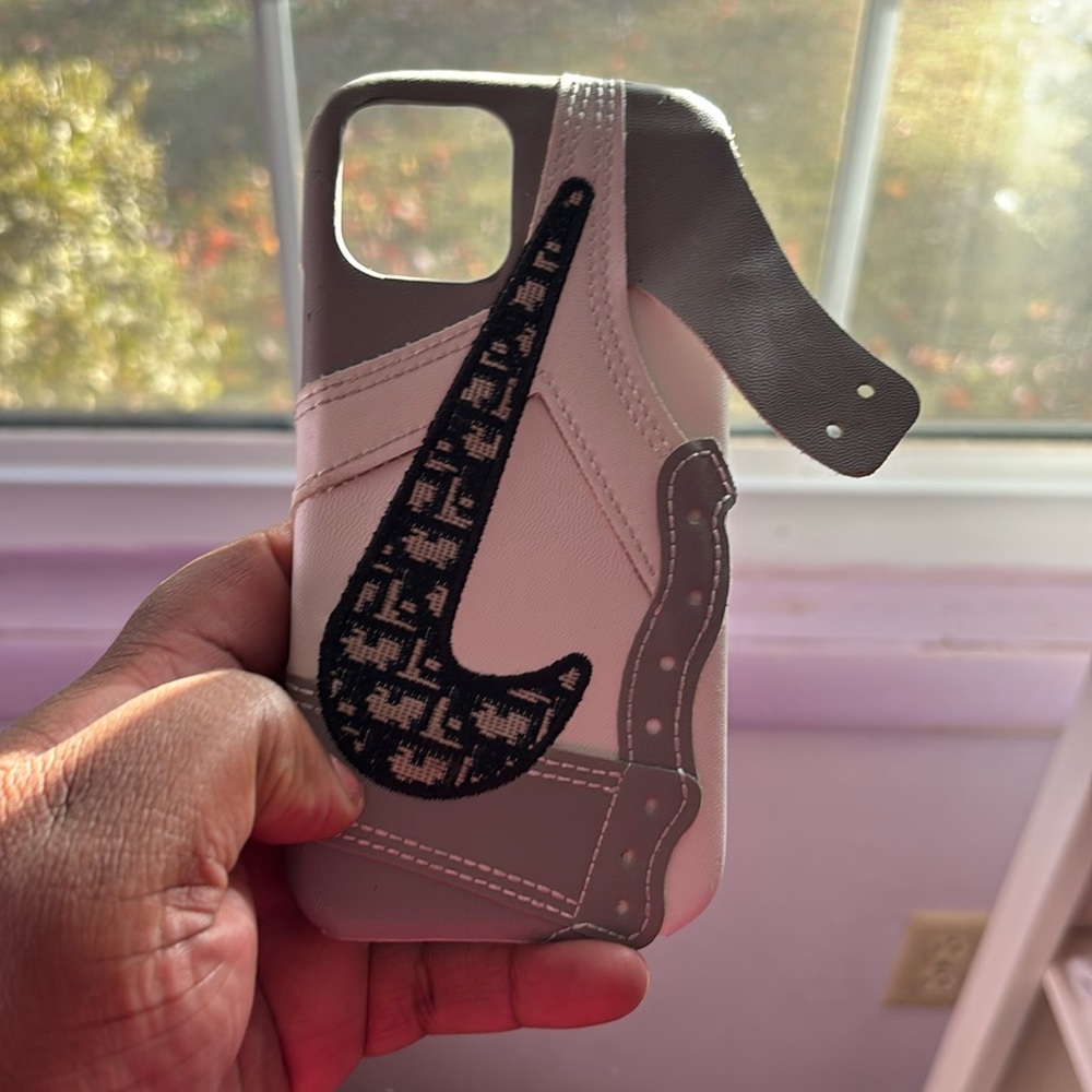 Nike iPhone 12 case